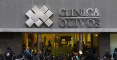 clinica olivos teléfono